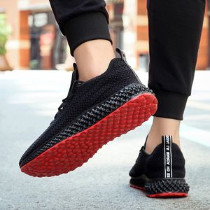 En Kaliteli Kadın Erkek Spor Eğitmenler Boyutu Koşu Ayakkabıları Nefes Örgü Sarı Kırmızı Siyah Beyaz Mavi Yeşil Düz Koşucular Sneakers Kod: 19-F500