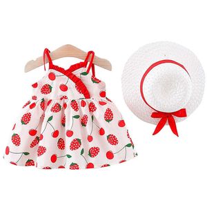 Summer Fashion Neonate Abiti Cappello 2 pezzi Set Vestiti Fragola Stampa senza maniche Party Princess Dress For Baby Girls Q0716
