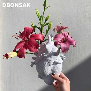 北欧シミュレーション解剖学的ハート形の花花瓶ハートビート樹脂植木鉢アート花瓶彫刻デスクトップ植物鍋の家の装飾210712