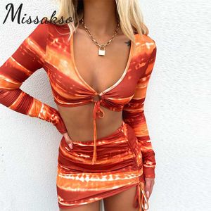 Missakso Tie Dye Print Two Piece Set Beach Summer Orange Black Women Long Sleeve Crop Top Sexig bodycon mini kjol kläder 210625
