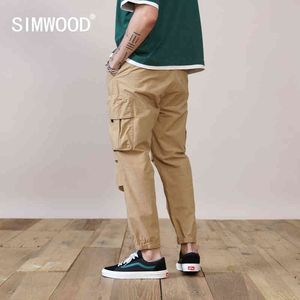 Simwood 2022 Wiosna Zima Nowe Spodnie Cargo Mężczyźni Wojskowe Spodnie Tactical Pracy Oversize Kieszenie Spodnie turystyczne Koszulka Outdoor G220224