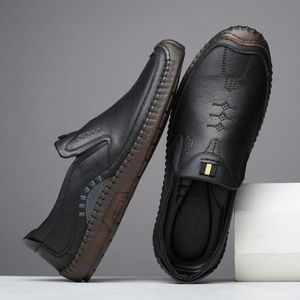 Högkvalitativ mjuk ko läder herrskor man brun affärsklänning klassisk runda tå moccasins zapatos hombrre