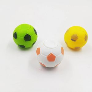 3 cm Voetbal Anti stress Magnetische Ringen Fidget Unzip Toy Magic Props Tools Kinderen Vinger Spinner Volwassen speelgoed