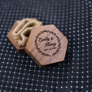 Porta anelli in legno rustico personalizzato Personalizza i tuoi nomi e la tua data Collana creativa Orecchini Conservazione Forniture per matrimoni