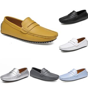 Sapatos de condução ocasional de couro dos homens de couro macio Único Moda Moda Negra Branco Azul Prata Amarelo Calçado Cinzento All-Match Lazy Cross-border 38-46 Color99