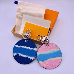 Women Round Leather Letter Keychains Car Key Rings with Stamp for Gift Party Fashion Accessories Top Quality