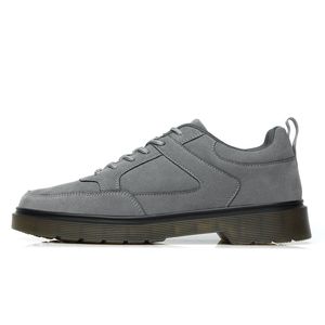 Lågpris Mens löparskor Kvinnor Tränare Triple Black Gray Beige Brown Fashion # 17 Utomhus Sport Sneakers Walking Runner Sko Storlek 39-44