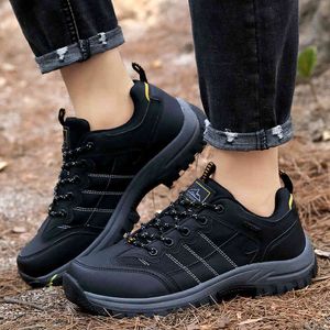Outdoors Sneakers Men Breathable Non-slip Men's Climbing Hiking Shoes Comfortable Men Walking Shoes Size 39-46
