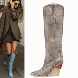 Nowy Chunky Heel Knee High Boots Moda Projektant Spiczasty Toe Crocodile Leather Gladiator Boot