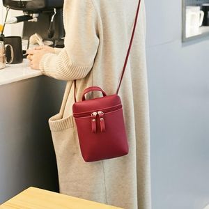 Bolsas de ombro Europeu e 2021 Diagonal Grande Capacidade PU Bolsa Feminina