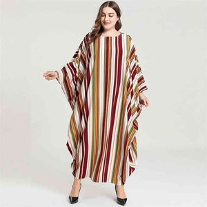 Plus Size Abaya Sukienka Kolorowe Stripe Drukuj Outsize Batwing Rękaw Robe Suknie Dla Kobiet Bliskiego Wschodu Muzułmańskie Arab