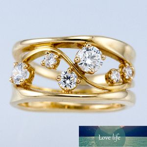 Huitan Luxury Gold Color Kobiety Pierścień Hollow-Out Design Inkrustowany Olśniewający Okrągły Cut Crystal Cyrkon Ślub Engage Party Moda Ring