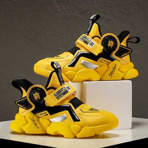 2021子供カジュアルシューズ男の子ライトスニーカー学生キッド夏の古い革スポーツ履物秋Zapatillas de deporte 7-12Y G1025