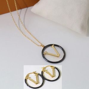 Europe America Fashion Style Jewelry Sets Lady Women Gold/Rose-colour Hollow Out V Initials Blalck Circular Charm Necklace Hoop Earrings