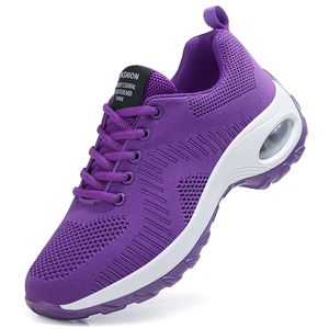 Partihandel 2021 Toppkvalitet för Mens Kvinnor Sport Running Skor Sticka mesh Andningsplan Lila Röd Utomhus Sneakers 35-42 WY28-T1810