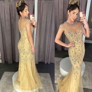 2021 Arabiska Aso Ebi Luxury Yellow Afton Klänningar Slitage För Kvinnor Mermaid Juvel Neck Crystal Beading Bling Cap Sleeves Golvlängd Prom Dress Party Gowns