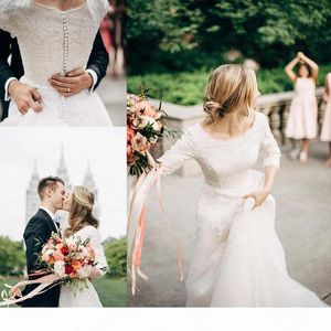 Vintage Country Style A Line Wedding Dress Bridal Gowns 3/4 Sleeves Scoop Neck Lace Applique Covered Buttons Tulle Sweep Train Formal Dresses vestido de novia