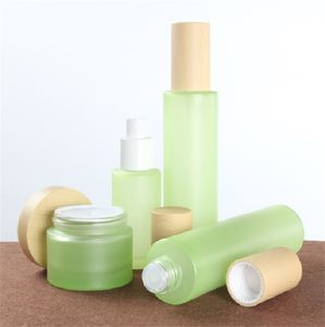 20ml 30ml 40ml 60ml 80ml 100ml 120ml Green Frosted Glass Jar Empty Refillable Cosmetic Container Spray Lotion Pump Bottle with Wooden Lids Caps