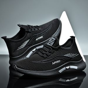 Toptan 2021 Üst Moda Koşu Ayakkabıları Erkek Bayan Spor Açık Koşucular Siyah Kırmızı Tenis Düz Yürüyüş Koşu Sneakers EUR 39-44 WY15-808