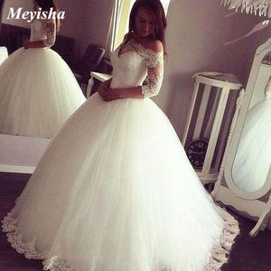 ZJ9182 2021 White Ivory Lace Appliques Ball Bride Dressing Gown Off The Shoulder Short Sleeves Bridal Dress Wedding Dresses