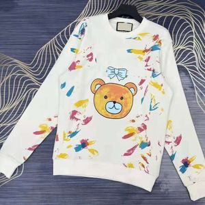 Erkek Moda Hoodie Tasarımcısı Tam Çiçek El-Boyalı Büyük Başlı Ayı Karikatür Anime Kazak Yuvarlak Boyun Kazak Streetwear Hip-Hop Gevşek Boyutu: XS-L