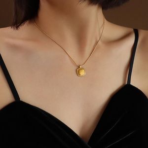 Pendant Necklaces Dainty Jewelry Geometric Square Whorl Frame Necklace Clavicle Chain Titanium Steel K Gold