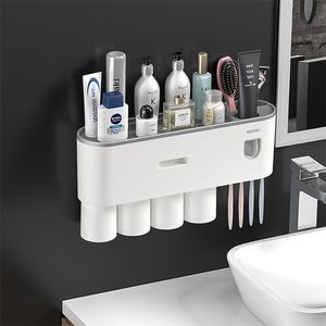 Distributeur automatique de dentifrice Squeezer pour salle de bain Porte-brosse à dents magnétique Accueil WC Accessoires de toilette 210423