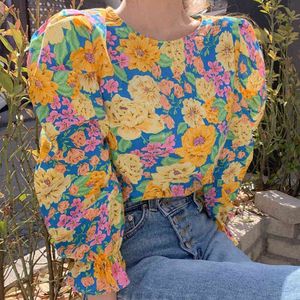 Women Contrast Color Back Belt Hollow Blouse O-neck Long Flare Sleeve Print Shirt Fashion Spring Summer 2F0630 210510