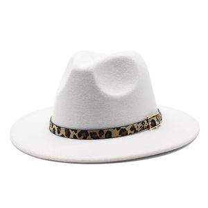 Leopar Kemer Fedora Şapka Geniş Ağız Kap Erkekler Kadınlar Caz Panama Örgün Şapkalar Bayanlar Kadın Kız Moda Trilby Chapeau Bahar Sonbahar Kış 19 Renkler