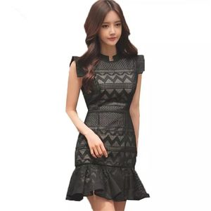 Sommer Spitze Kleid Frauen Bodycon Koreanische Sexy Aushöhlen Kurzarm Mini Patchwork Party Vintage 210603