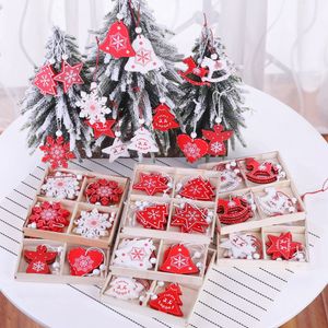 12PCS/Lot Red&White Christmas Snowflake Deer Wooden Pendants Ornaments Kids Gifts Party Xmas Tree Ornament Decorations WLL587