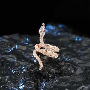 Hochzeit Ringe Gothic Schlange Für Frauen Schmuck Zubehör Freund Geschenk Mode Rose Gold Tier Bling Kristall Zeigefinger Ring