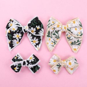 Hair Accessories 1pieces Lovely Bow Clip With 3d Embroidery Cotton Felt Cloth Baby & Toddler Girl's Gift