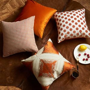 Kissen/Dekoratives Kissen, 45 x 45 cm, luxuriöser Kissenbezug, nordischer orangefarbener Samt, Punkte, geometrisches Muster, Kissenbezug, Dekoration für Zuhause