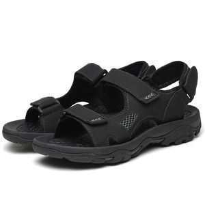 Klassische Sandalen von höchster Qualität, flache Herren- und Damenmode, Strandschuhe, atmungsaktive Sommerhausschuhe mit Hakenschlaufe, Damen-Herren-Fischer-Schnalle