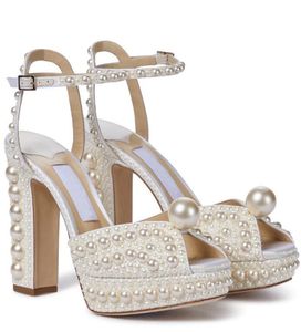 Designer Bridal Damen Sacora Sandals Schuhe elegante weiße Perlengurt Lady High Heels Party Hochzeit Braut Pumps Gladiator Sandalien EU36-43