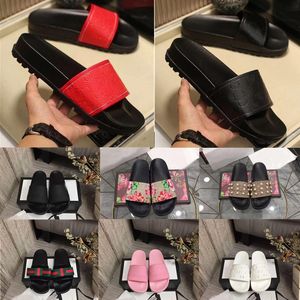 Bloom Slides Designer Men Women Slippers Rubber Slides Sandal Flat Blooms Strawberry Green Red White Web Shoes Beach Outdoor Flip Flops