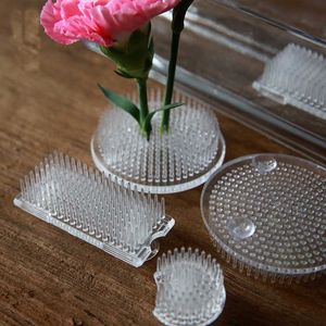 Japanese ikebana kenzan plastic flower base holder floral frog pin needles fixed tools kenzans suitable for glass pot 210615