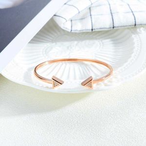Bangles for Women Stainless Steel Bangle Cuff Bracelet Luxury Brand Bangle Triangle White Crystal Plated Rose Gold Metal Jewelry Q0717