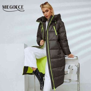 MIEGOFCE Herbst Winter Damen Mantel Länge Sehr Bequeme Baumwolljacke Winddichte Kapuze Ausgefallenes Design Reißverschluss Parka D21010 211221