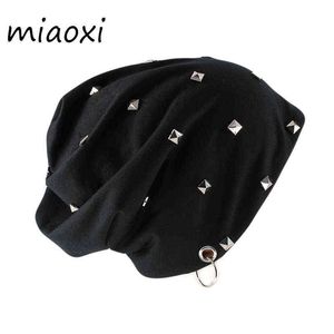 Miaoxi New Fashion Men Hip Hop Adult Beanies Skullies Unisex Autumn Warm Hat Caps Cotton Bonnet With Earrings Women Hats TM-011 Y21111