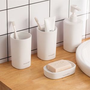 5 sztuk / zestaw Łazienka Akcesoria Zestawy Uchwyt Szczoteczka do zębów Dozownik Mydło Dozownik Tumbler Dish Toaleta Szczotka Strona główna Produkt przechowywania 210423