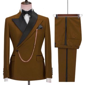 Hot Selling Brown Double Breasted Men Passar Slim Fit Kostym Homme Bröllop Tuxedos Pieces Groom Party Prom Best Man Blazer