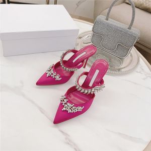 2024 Womans Heels Dress Shoes P High High Cheels Outdoor Shoesdesigner Crystal Diamond High Heel Sandals Party Party Fashion Sandal 35-42 329