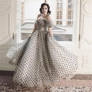 Vintage Polka Dots Tulle Bröllopsklänningar Bröllopkula Kappa 2021 Sweetheart Off The Shoulder Floor-Long Ruched Long Engagement Dress Plus Storlek