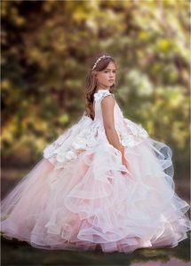 2022 Pink Princess Girls Pageant Dresses V Neck Short Sleeves Tulle Ruffles Ruched Tiered Floor Length Kids Wedding Flower Girls Dress Plus Size