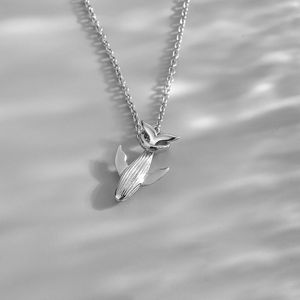 Pendant Necklaces Men And Women Silver Color Whale Falling Long Sweater Necklace Fashion Trend Jewelry Gift BR X230