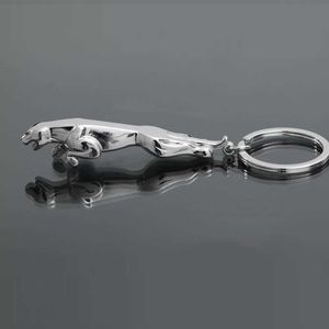 Güzel Arabalar toptan satış-Klasik Gümüş Renk Paslanmaz Çelik Leopar Anahtarlık Jaguar Araba Anahtarlıklar Güzel Çanta Anahtar Zincirleri İki Çeşitleri Yaratıcı Takı Q H1011