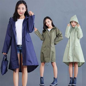 Polyester Yağmurluk Kadın Su Geçirmez Uzun Hafif Yağmurluk Panço Ceket Hood Ile Geçirimsiz Mujer Çapa De Chuva 211025