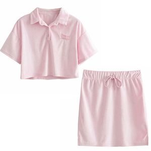 Abiti da donna rosa dolce Abiti da due pezzi Top corti Camicette e minigonne Velluto femminile Abbigliamento casual da 2 pezzi 210513